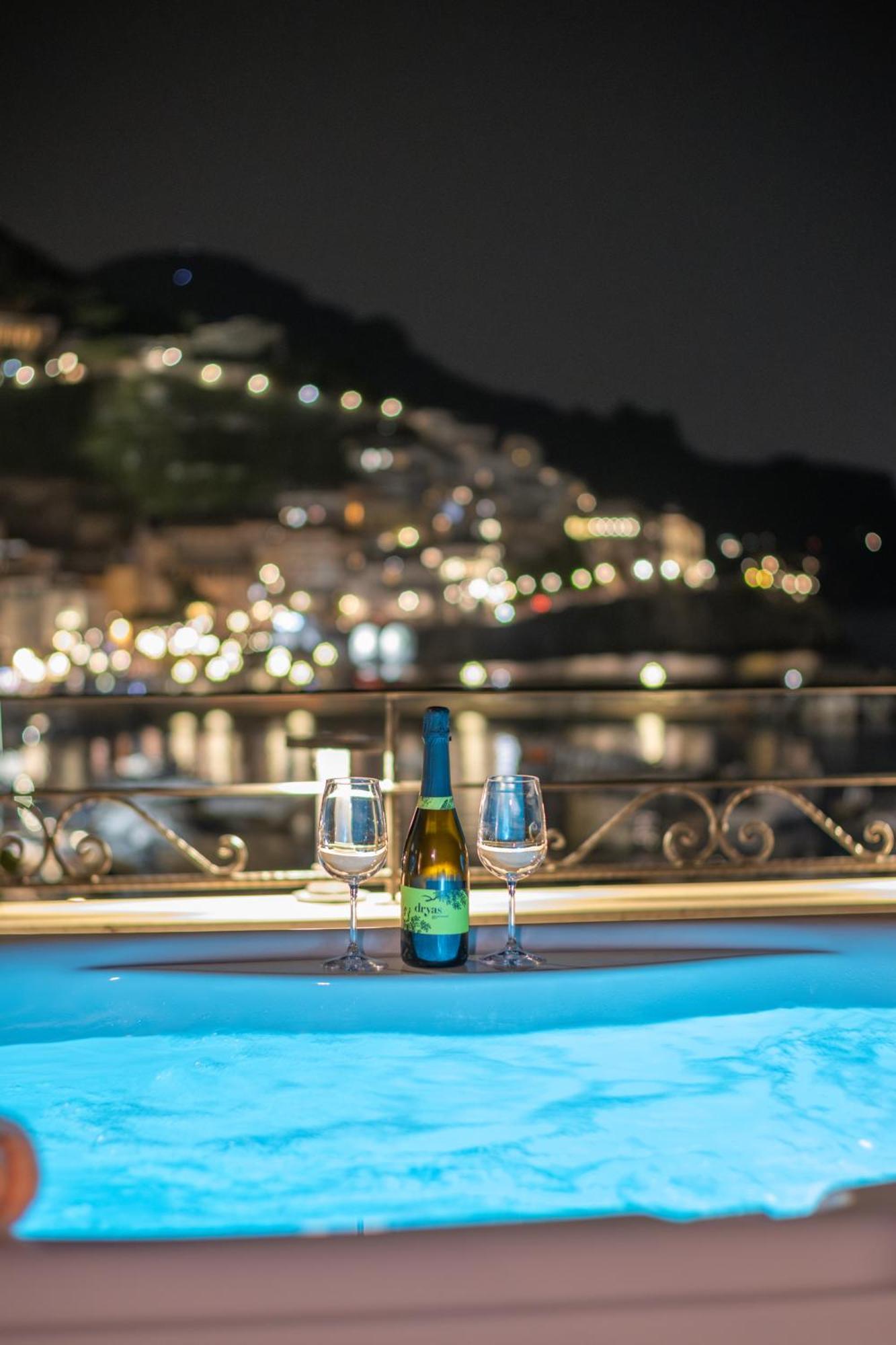 Hotel Aurora Amalfi Eksteriør bilde