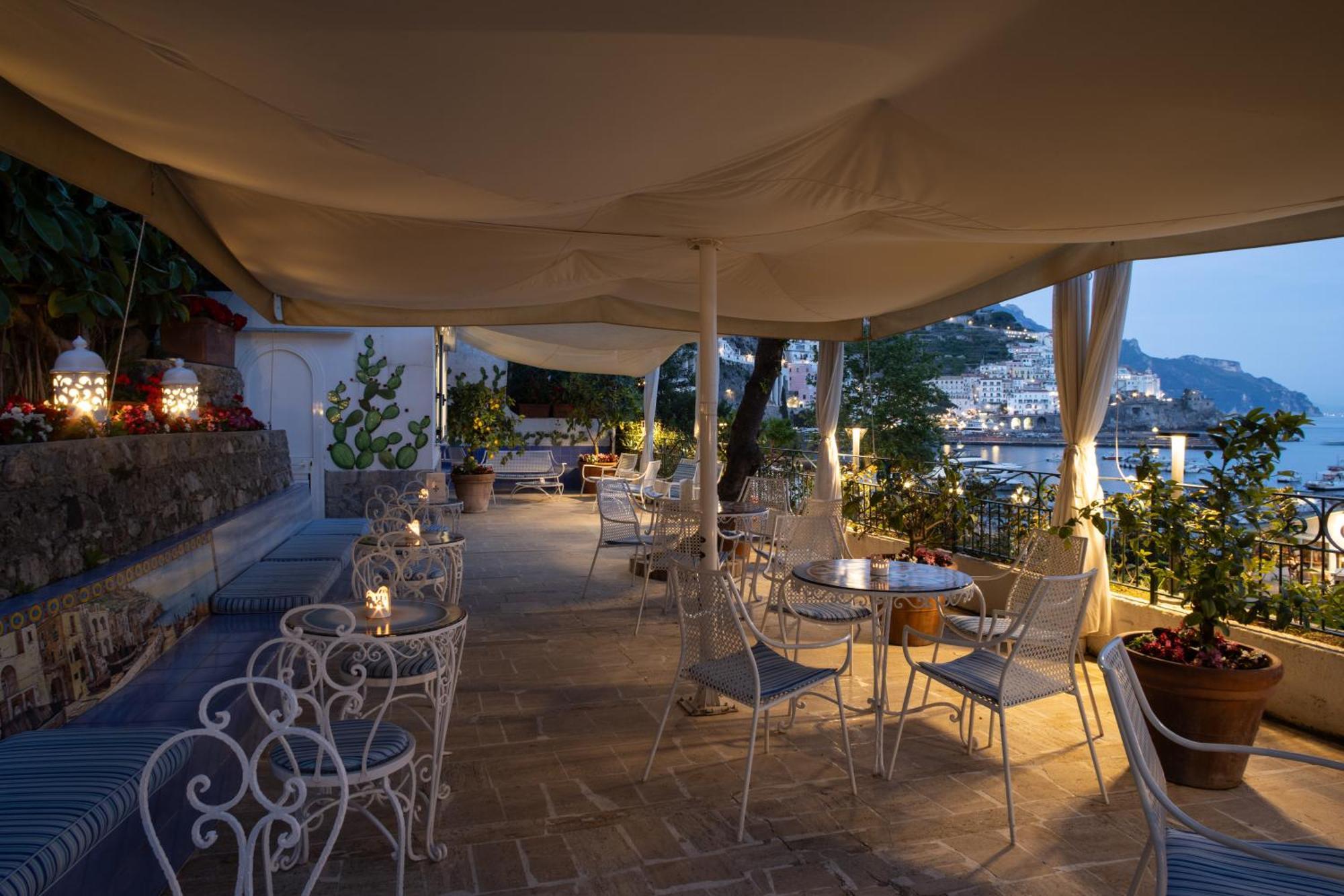 Hotel Aurora Amalfi Eksteriør bilde