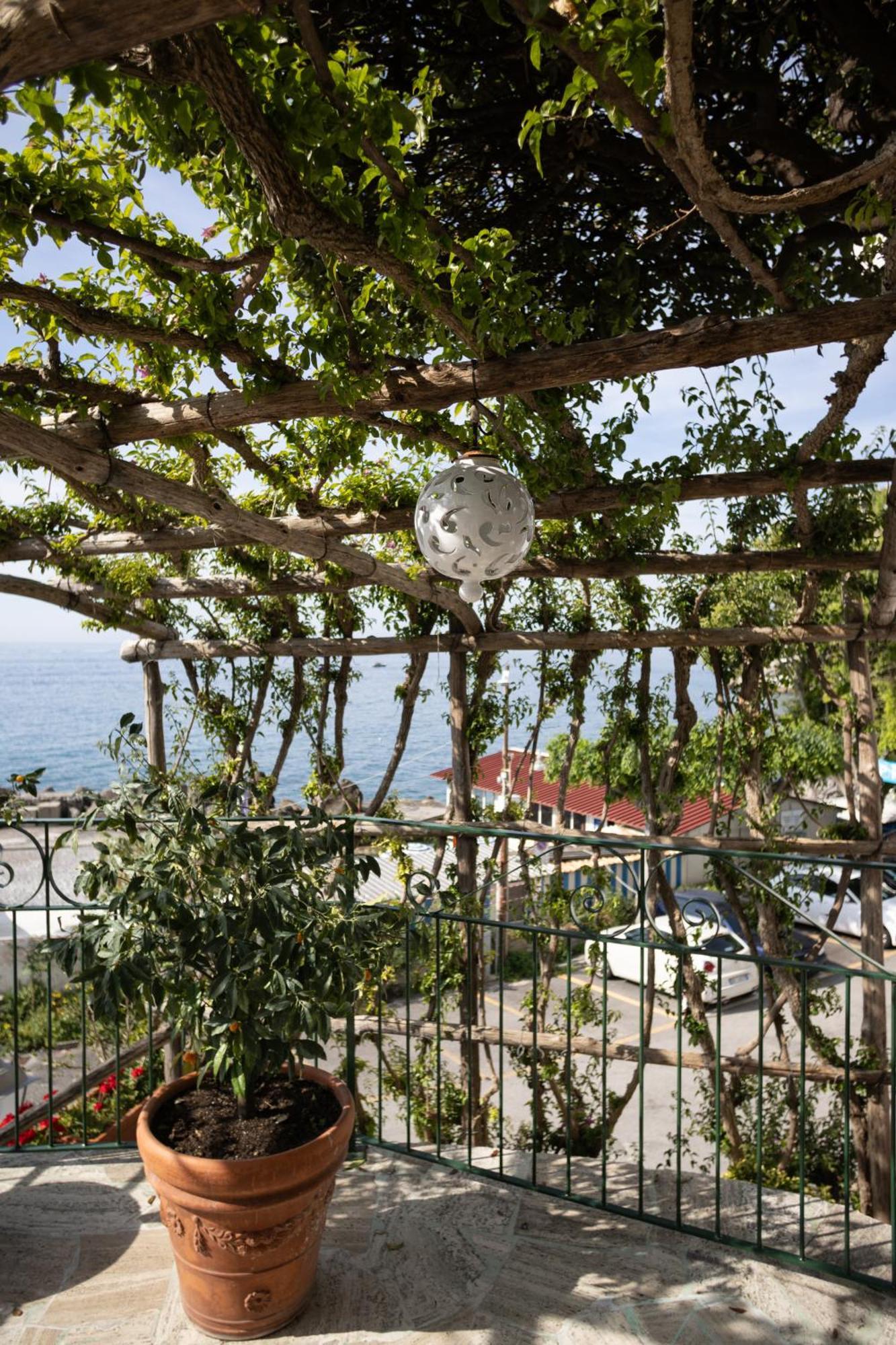 Hotel Aurora Amalfi Eksteriør bilde