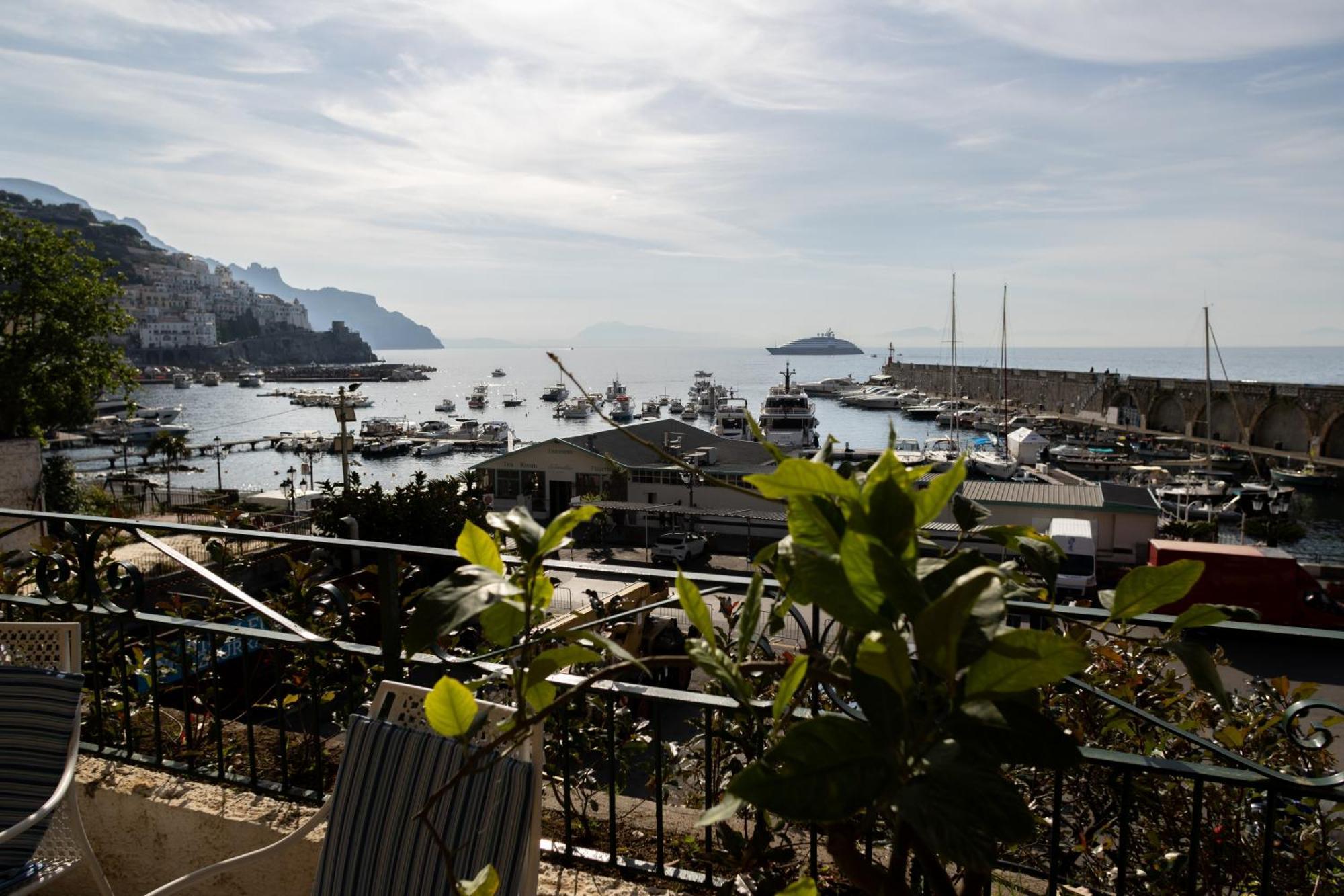 Hotel Aurora Amalfi Eksteriør bilde